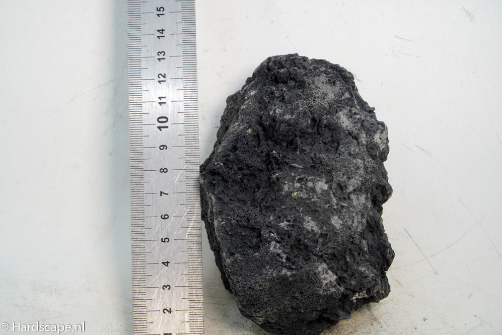 Black Lava M182 - Hardscape.nl