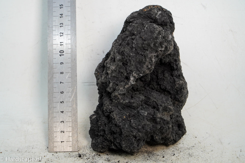 Black Lava M185 - Hardscape.nl