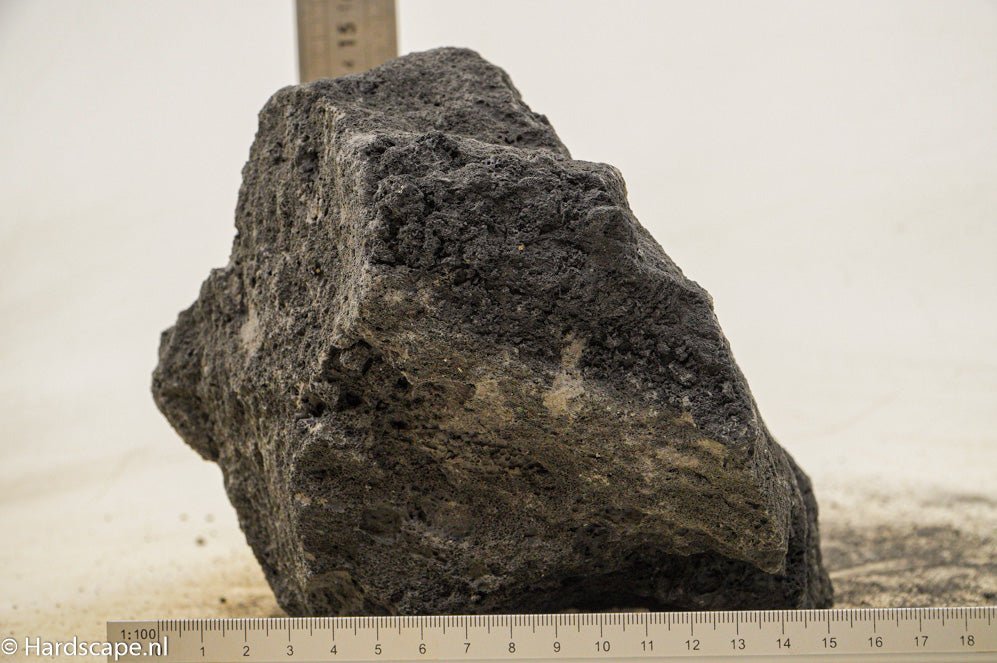 Black Lava Rock L55 - Hardscape.nlLarge