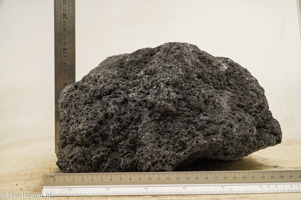Black Lava Rock XL54 - Hardscape.nlExtra Large