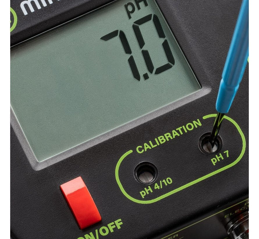 Milwaukee MC122 pH Controller - Hardscape.nlpH controller