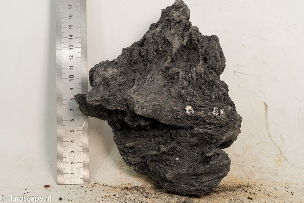 Black Lava M161 - Hardscape.nl