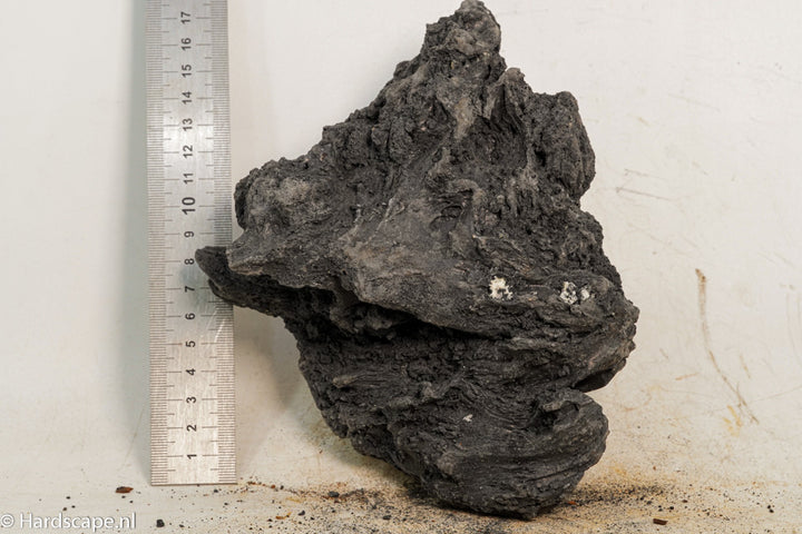Black Lava M161 - Hardscape.nl