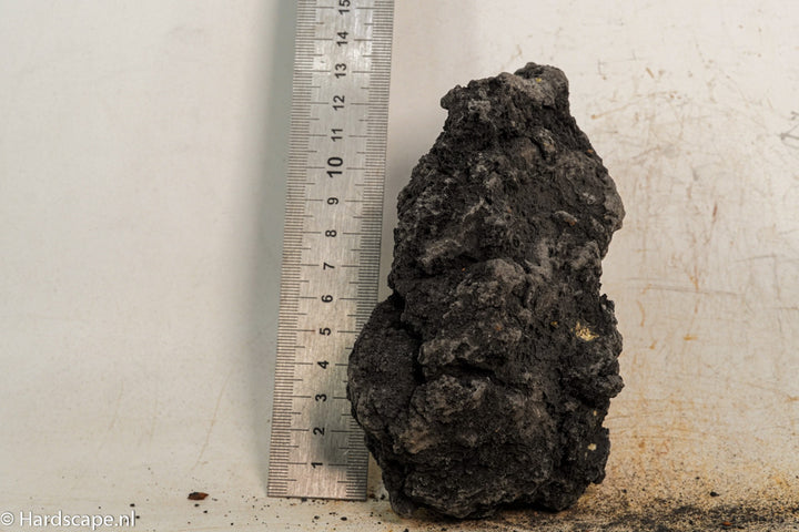 Black Lava M163 - Hardscape.nl
