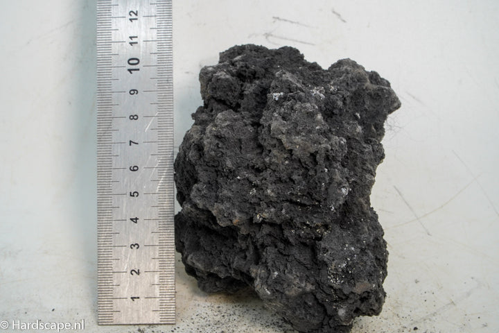 Black Lava M181 - Hardscape.nl