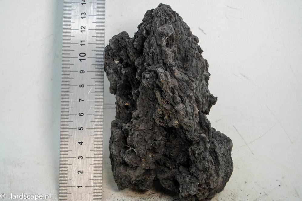 Black Lava M183 - Hardscape.nl