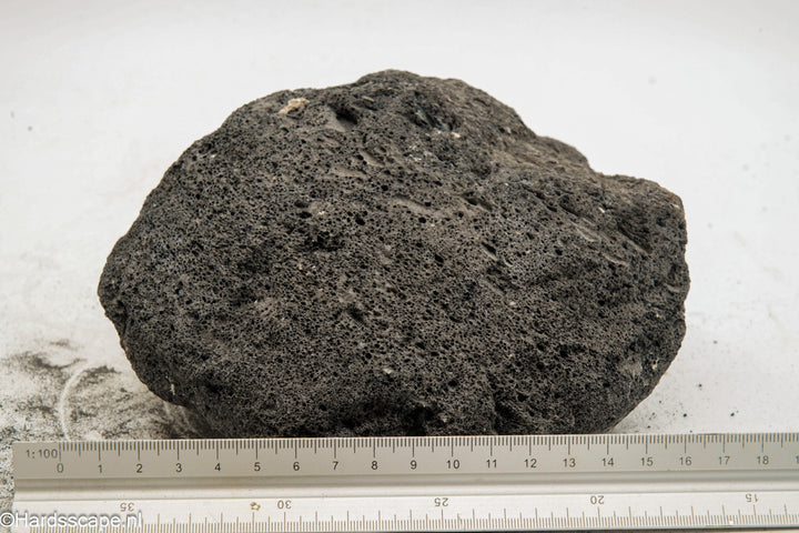 Black Lava Rock L136