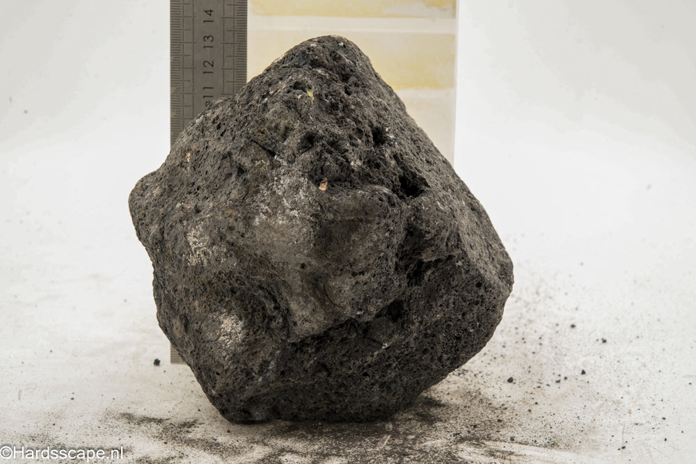 Black Lava Rock L140