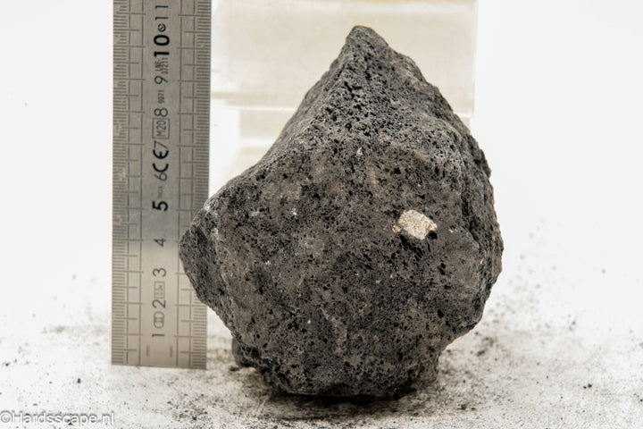 Black Lava Rock M233