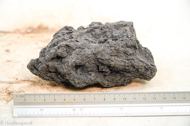 black lava rock S431 - Hardscape.nl