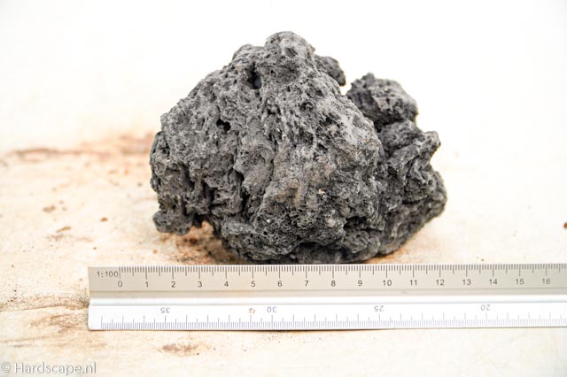 black lava rock S433 - Hardscape.nl