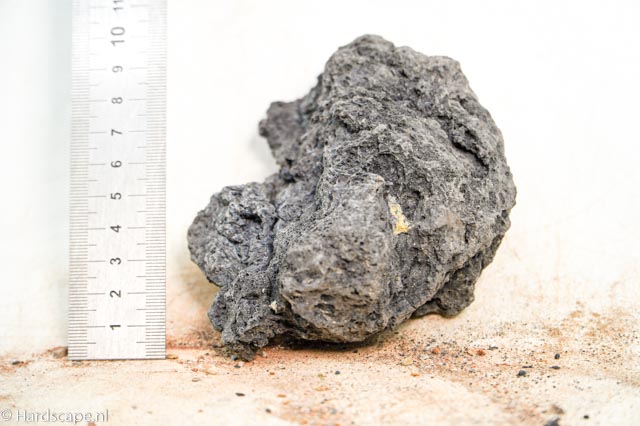 black lava rock S434 - Hardscape.nl
