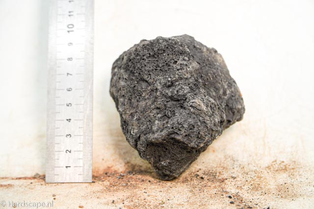 black lava rock S441 - Hardscape.nl