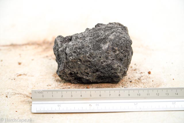 black lava rock S441 - Hardscape.nl