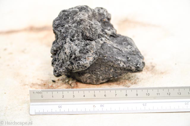 black lava rock S446 - Hardscape.nl