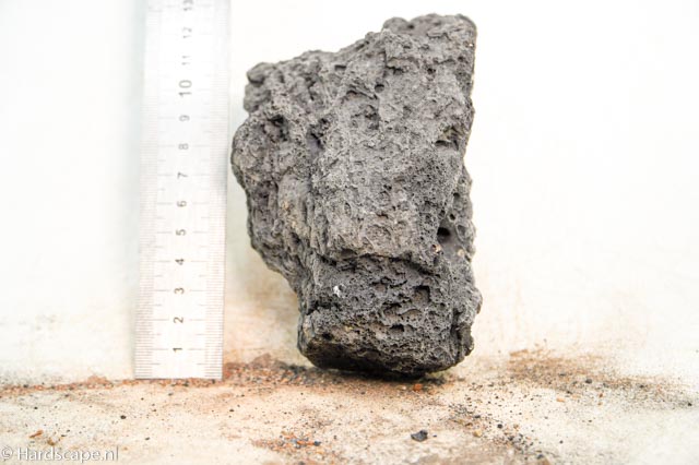 black lava rock S458 - Hardscape.nl