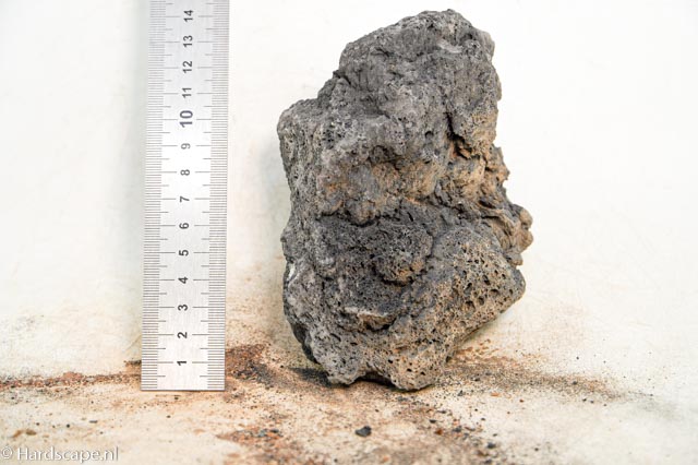 black lava rock S461 - Hardscape.nl