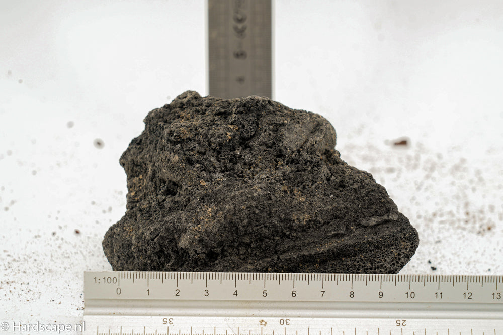 Black lava rock S516