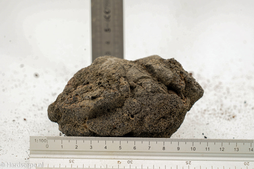 Black lava rock S517