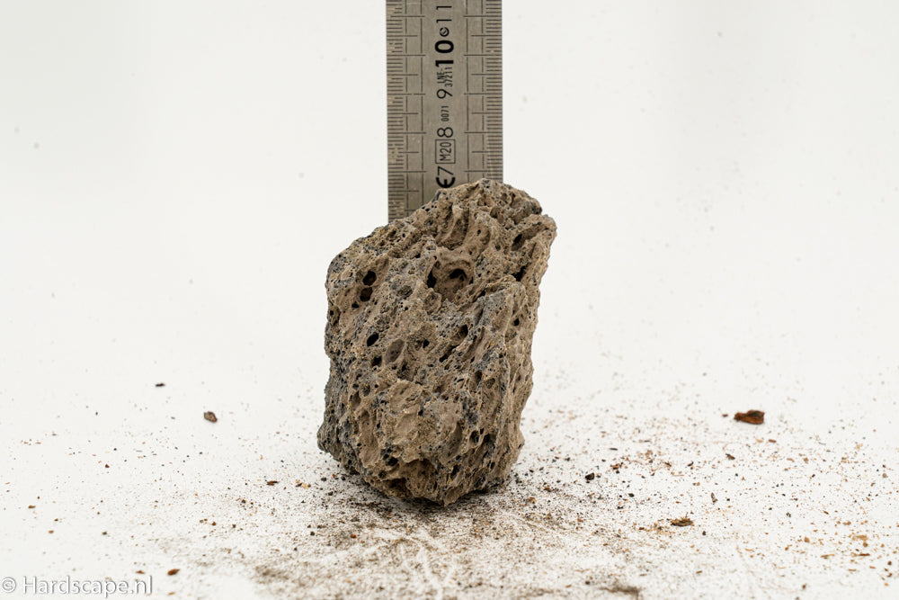 Black lava rock S527