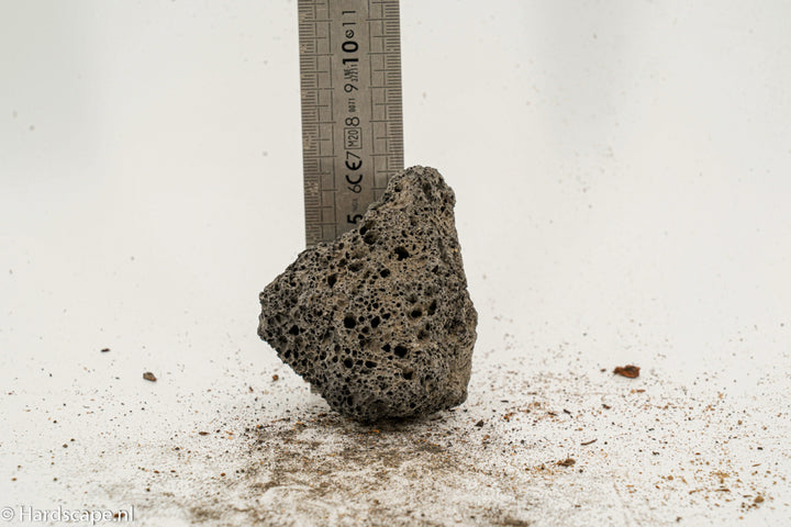 Black lava rock S531