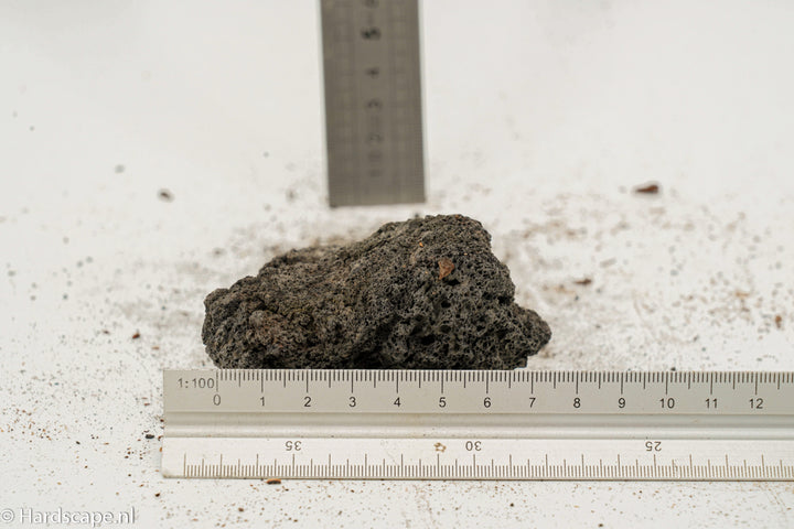 Black lava rock S534