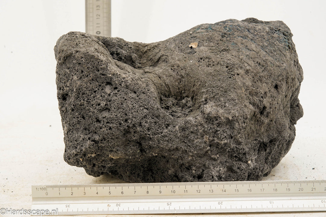 Black lava Rock XL128