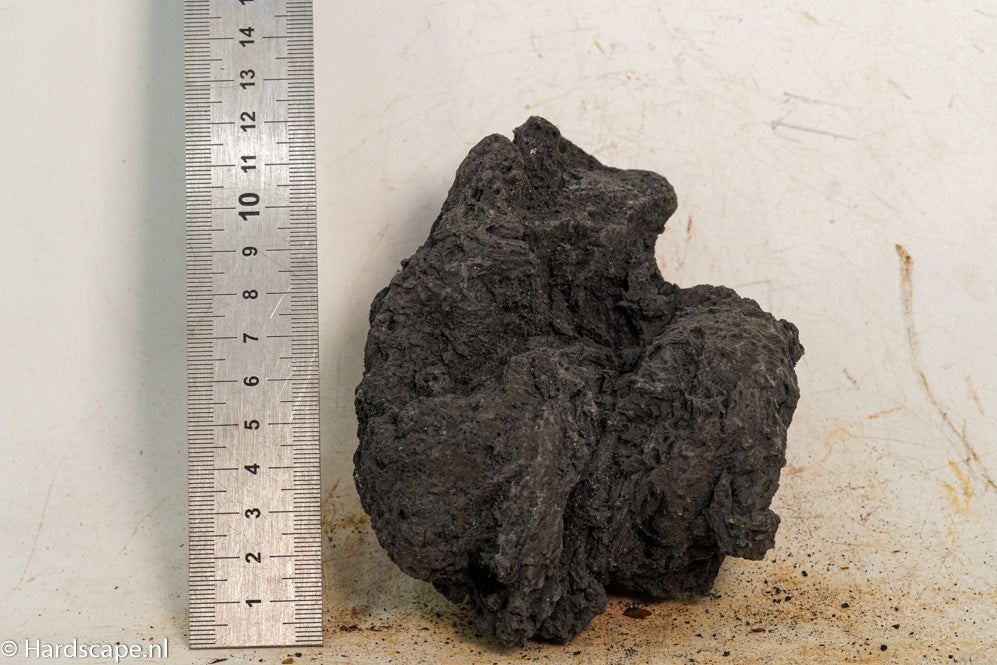Black Lava S390 - Hardscape.nl
