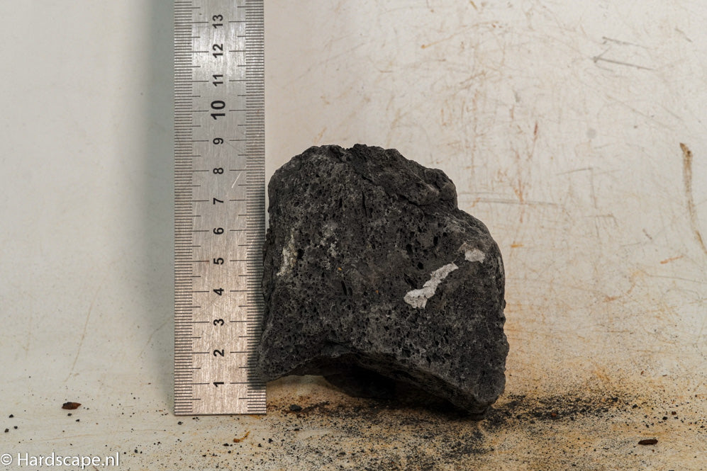 Black Lava S417 - Hardscape.nl