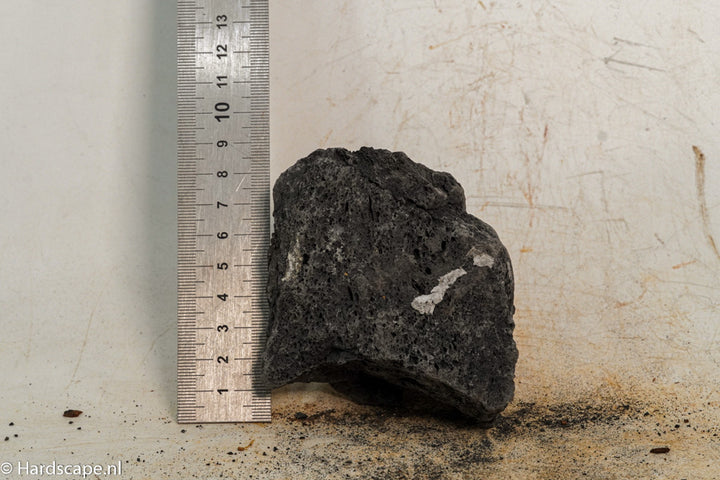 Black Lava S417 - Hardscape.nl