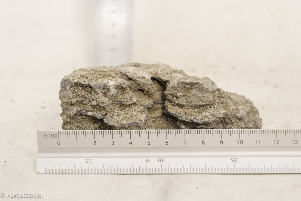Iron stone 31 - Hardscape.nl