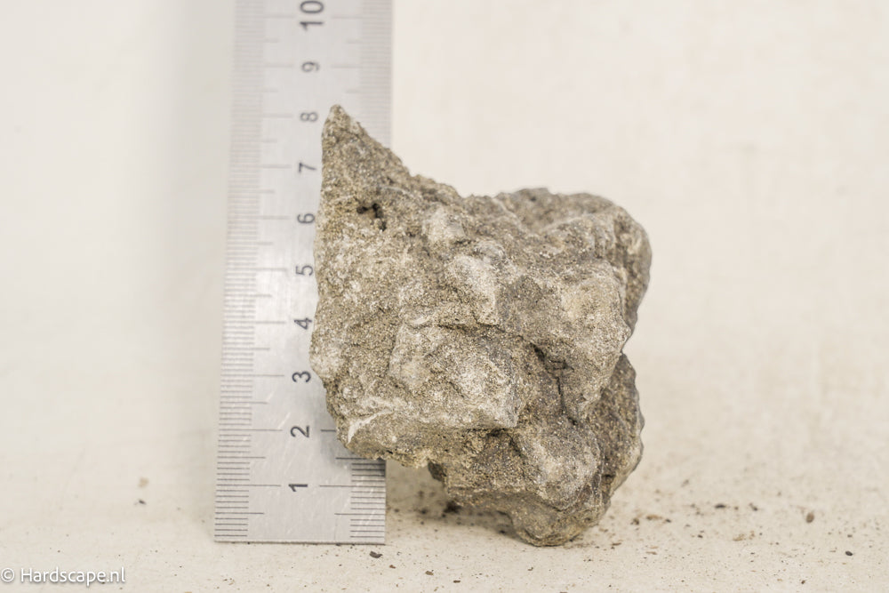 Iron stone 34 - Hardscape.nl