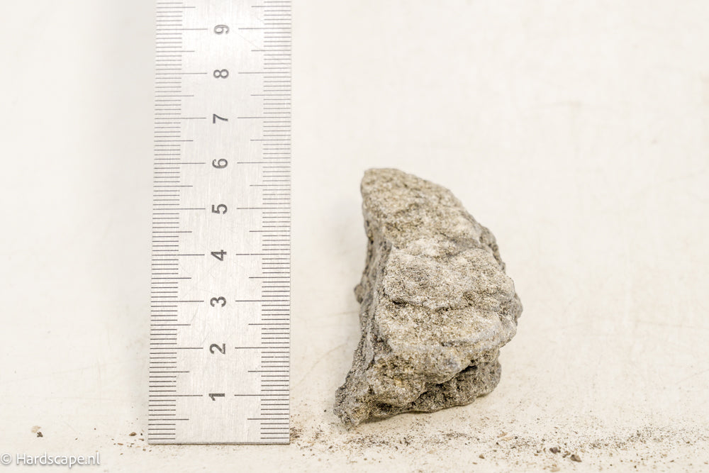 Iron stone 42 - Hardscape.nl
