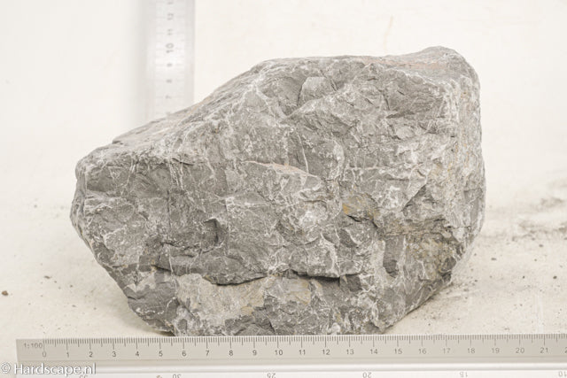 Dark Hell Stone XL013 - Hardscape.nl