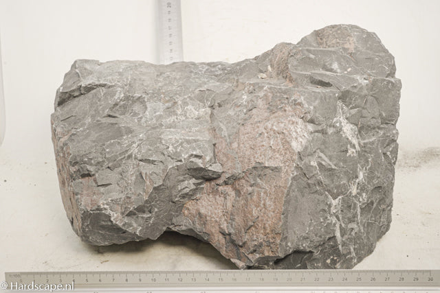 Dark Hell Stone XL015 - Hardscape.nl