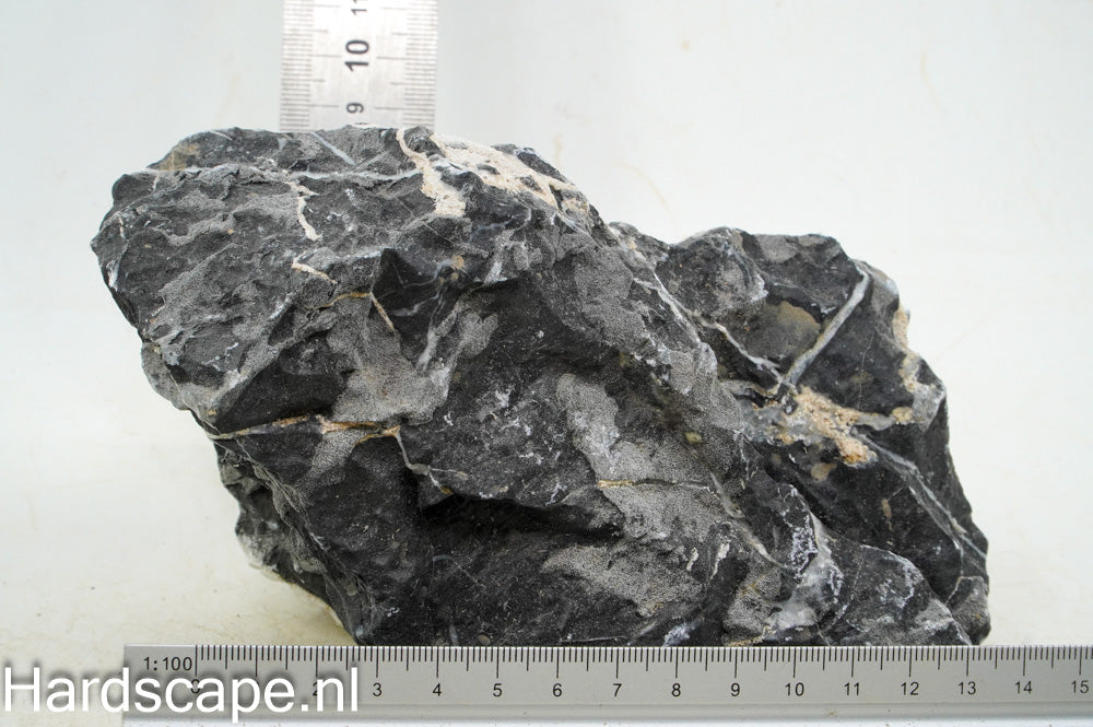 Dark Seiryu Rock M126 - Hardscape.nl