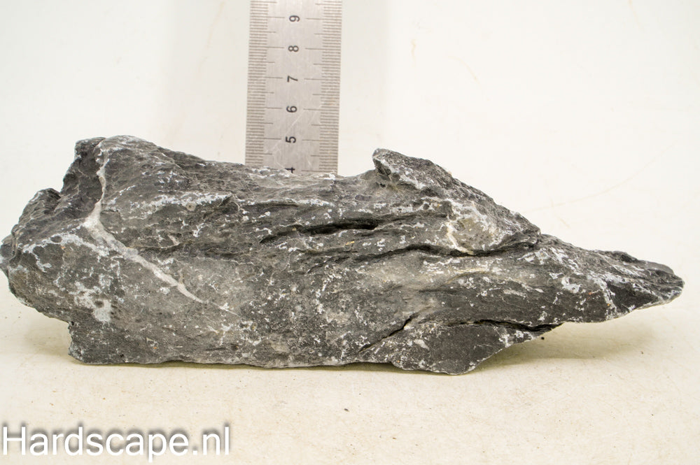 Dark Seiryu Rock S183 - Hardscape.nl