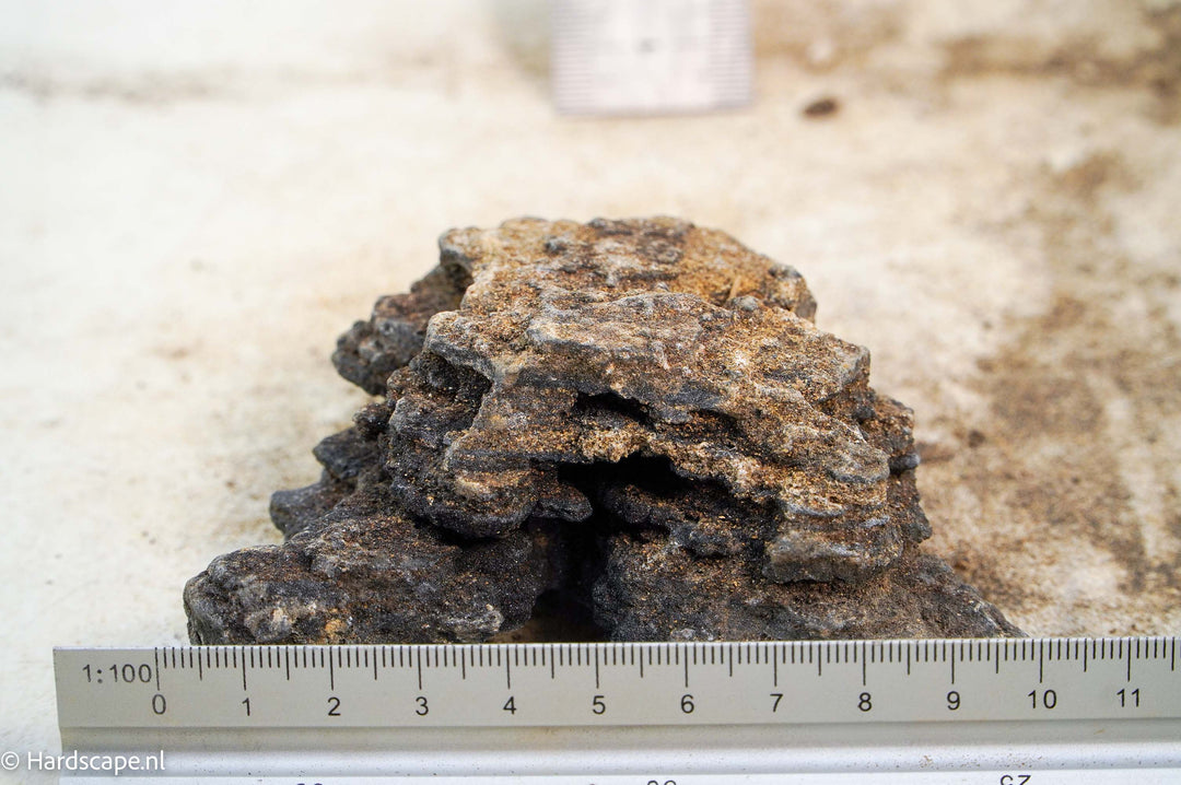 Iron Stone 070 - Hardscape.nl