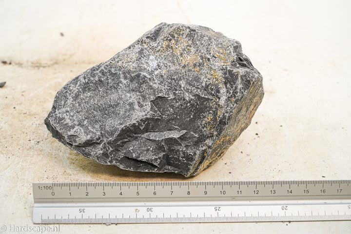 Dark Hell Stone M002 - Hardscape.nl