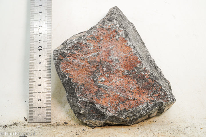 Dark Hell Stone M005 - Hardscape.nl