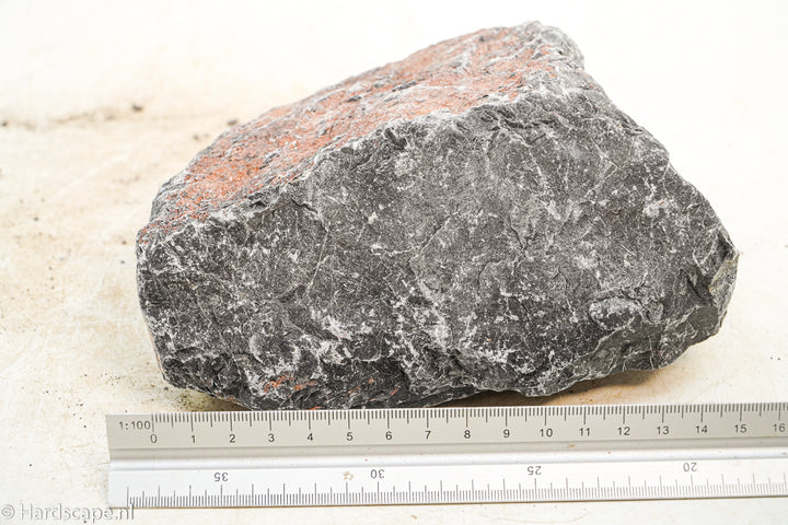 Dark Hell Stone M005 - Hardscape.nl