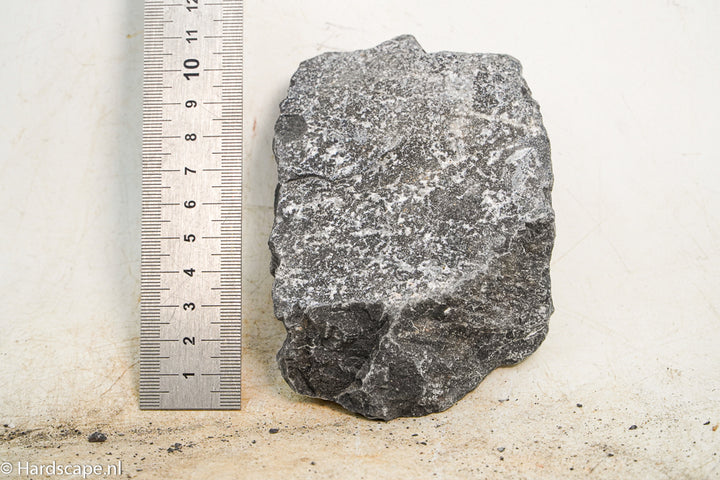 Dark Hell Stone S001 - Hardscape.nl