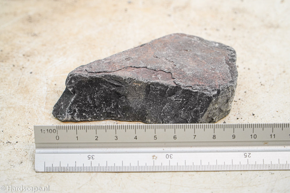 Dark Hell Stone S006 - Hardscape.nl