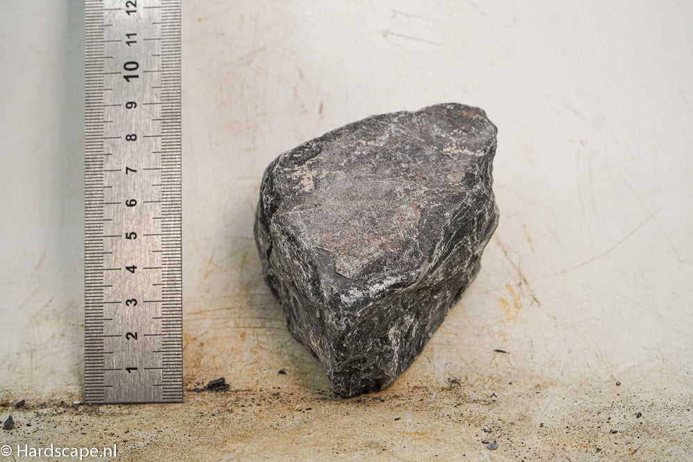 Dark Hell Stone S009 - Hardscape.nl