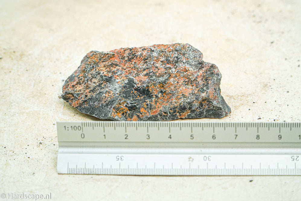 Dark Hell Stone S013 - Hardscape.nl