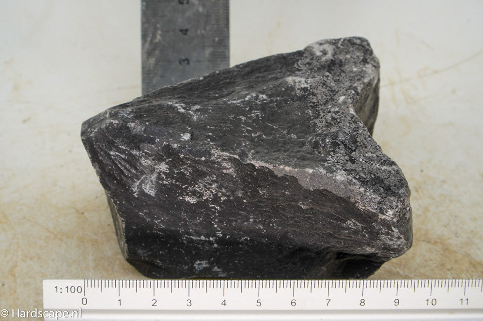 Dark Hill Rock S017 - Hardscape.nl