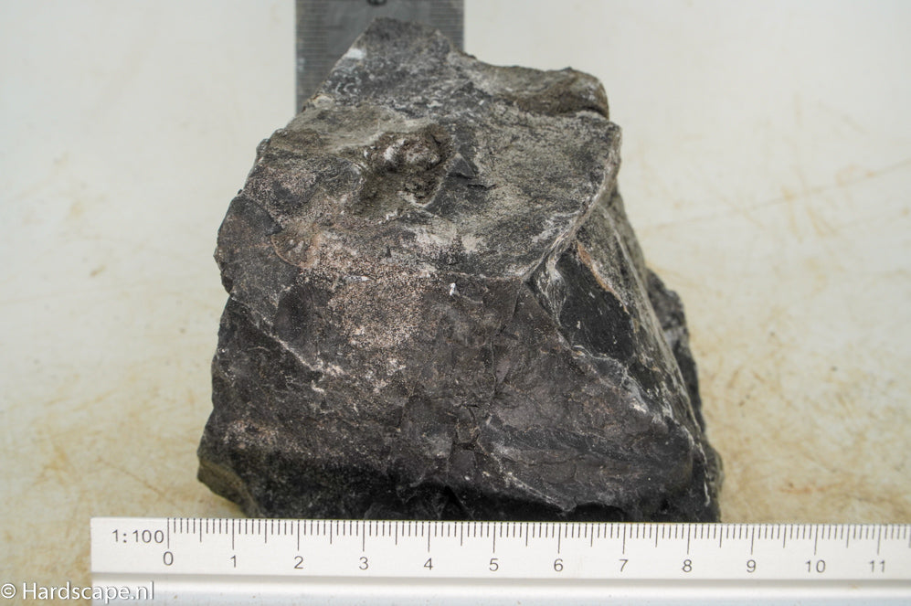 Dark Hill Rock S019 - Hardscape.nl