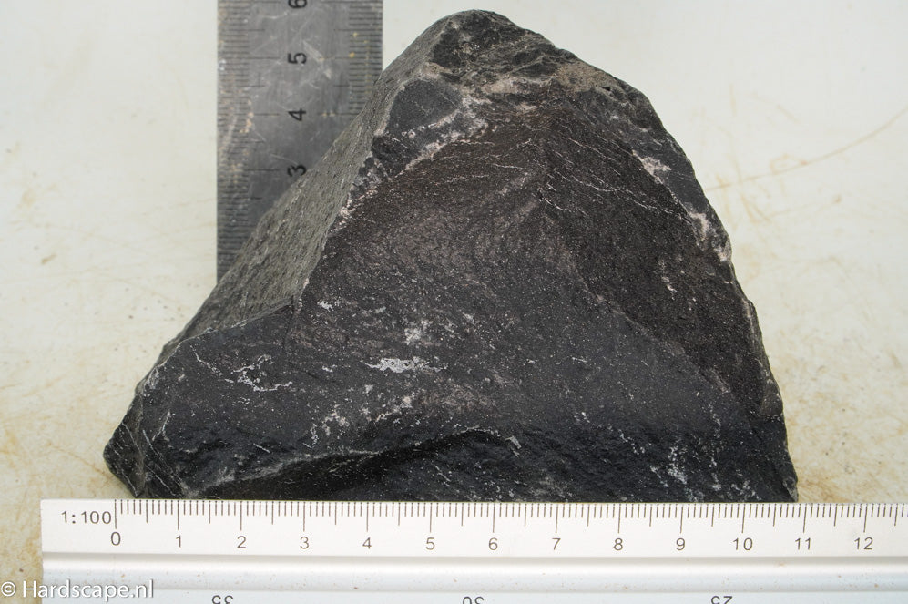 Dark Hill Rock S020 - Hardscape.nl