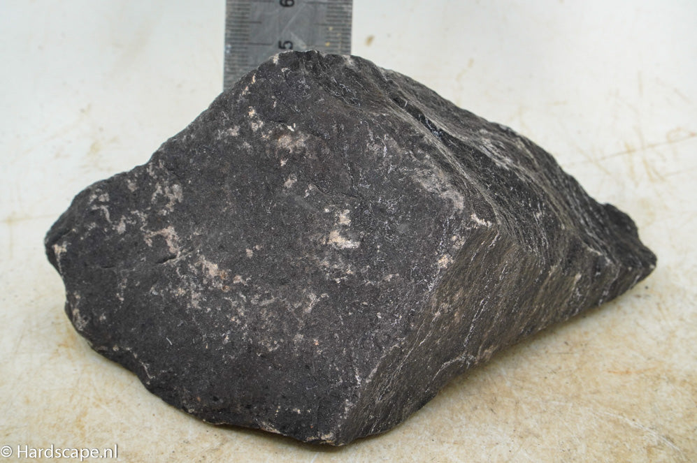 Dark Hill Rock S022 - Hardscape.nl