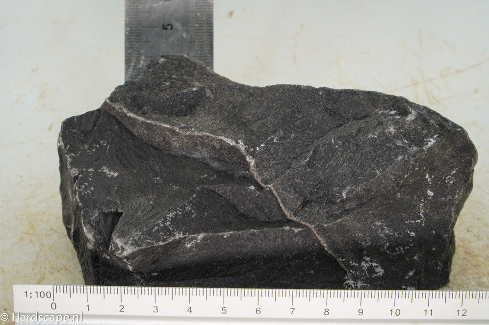 Dark Hill Rock S026 - Hardscape.nl